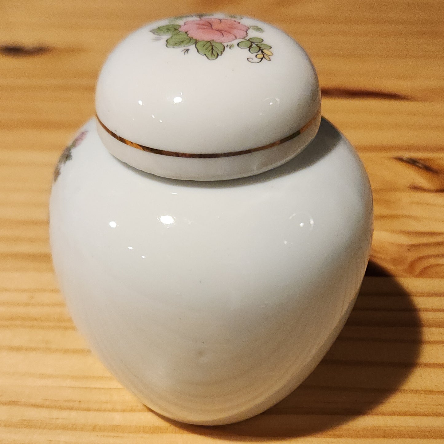 Pheasant Lidded Jar, 4.5"