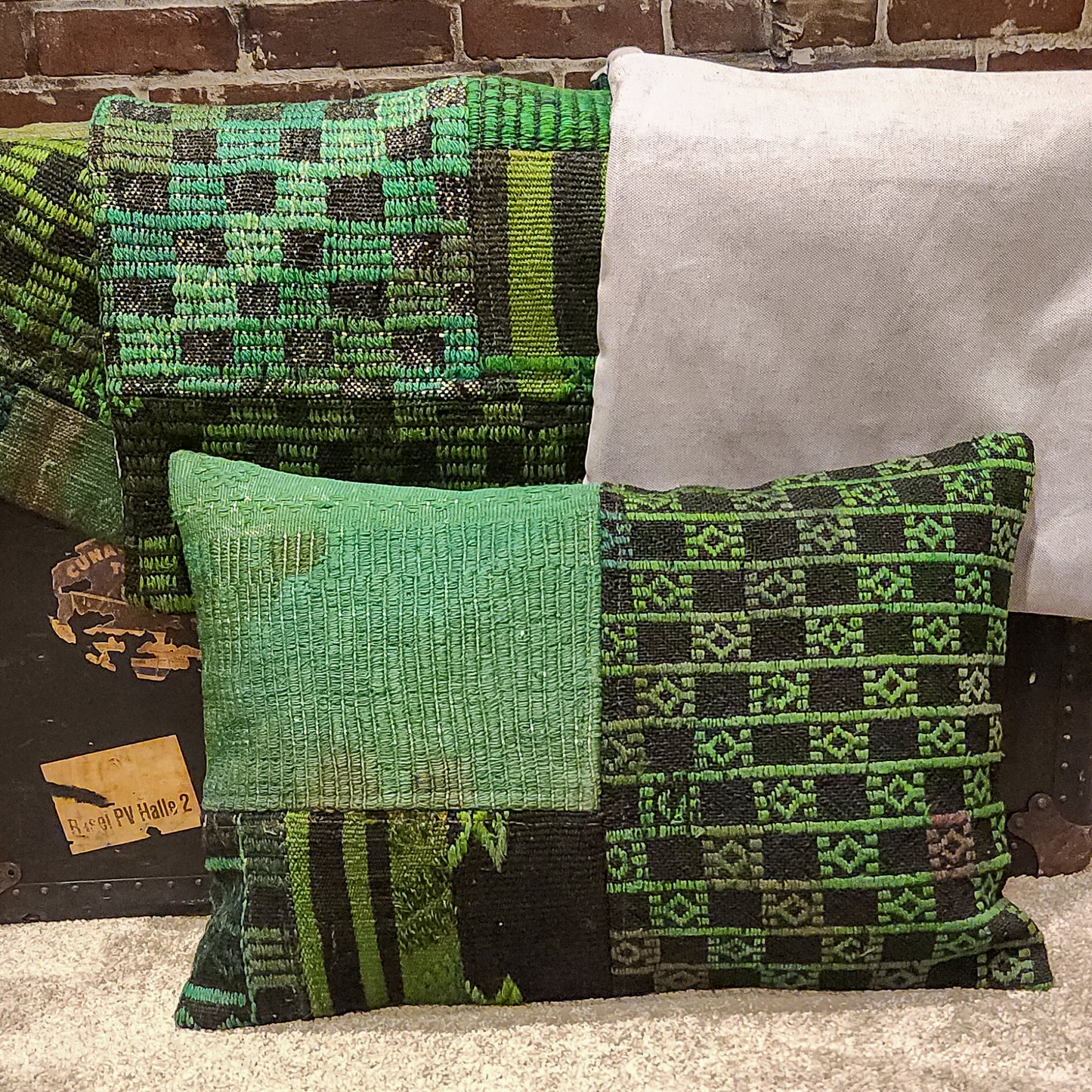 Emerald Green Pattered Kilim Throw Pillow Cover