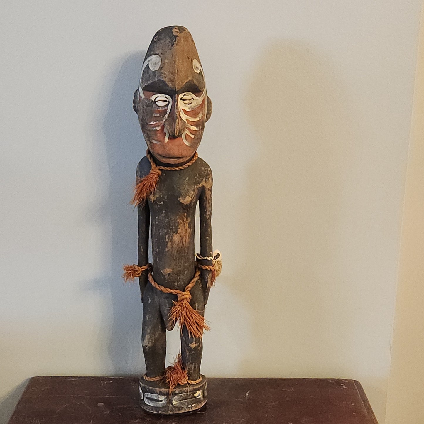 PNG Wooden Statue